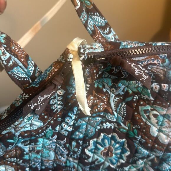 Vera Bradley Hanging Garment Bag - Picture 3 of 6